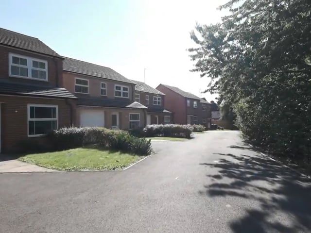 Detached house with En-suite and garage  near Uni  Main Photo