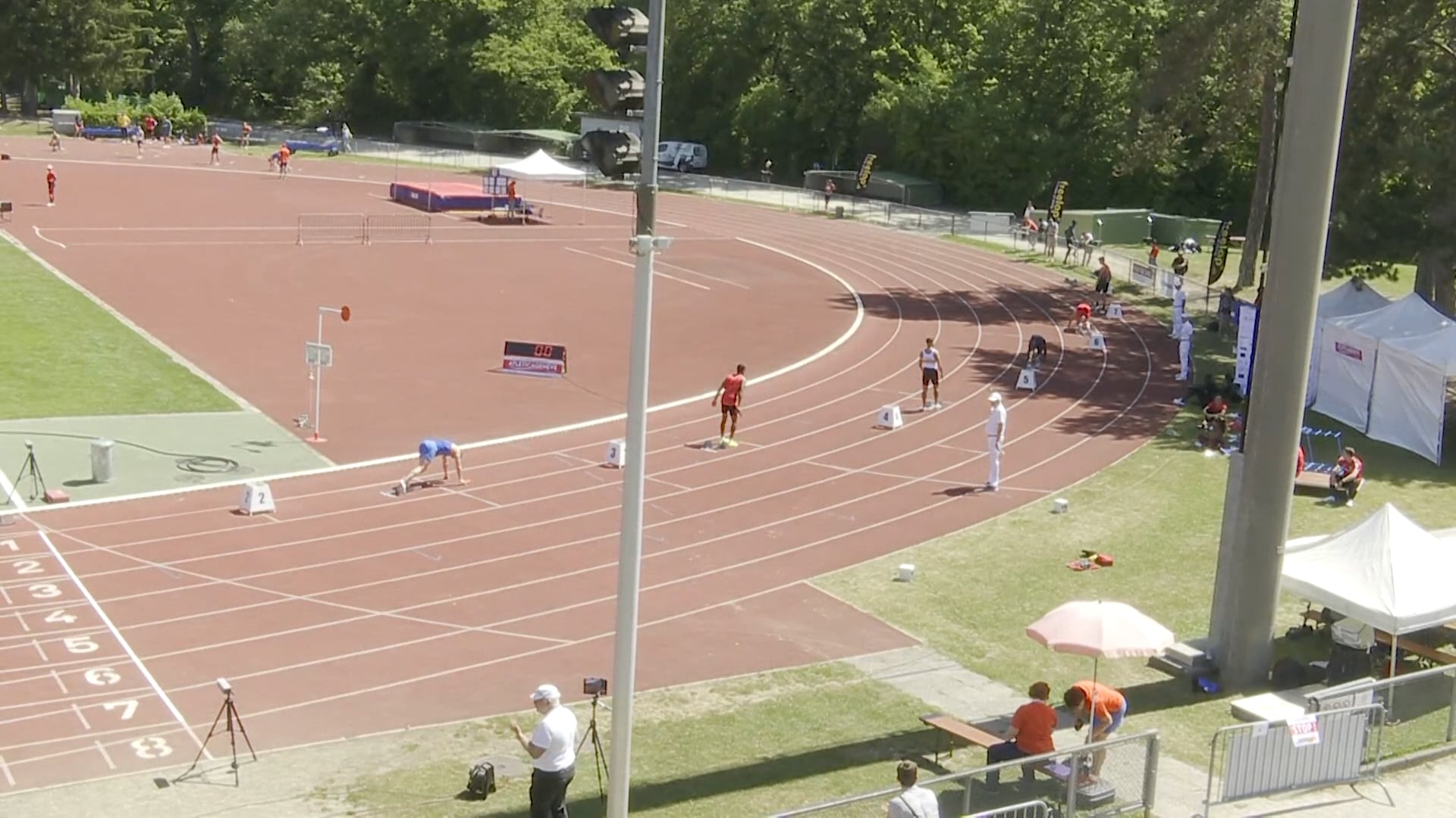 Men’s 4x100m B Race