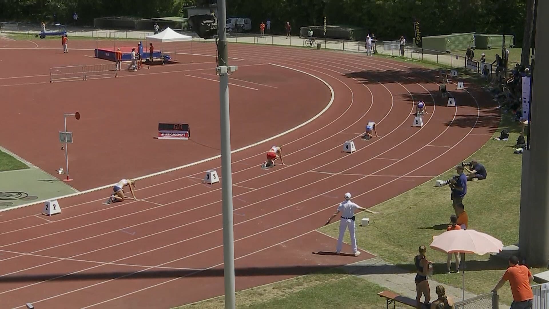 Women’s 400m E Race