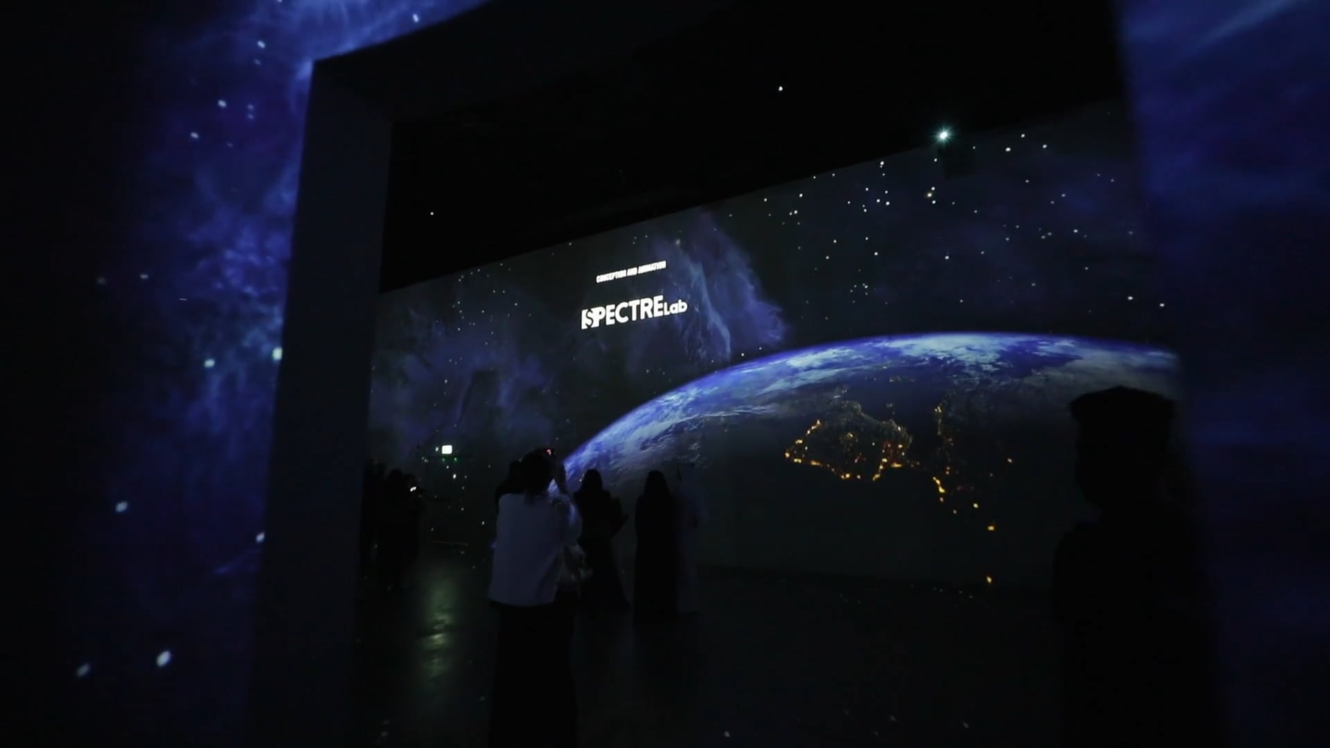 Infinity Des Lumieres - Dubai Mall