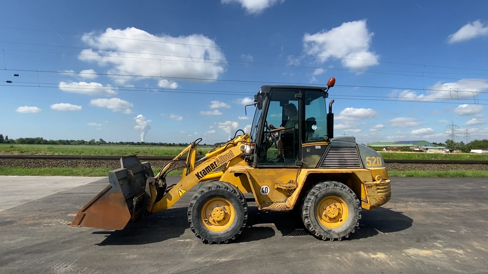 Kramer Allrad 520 Wheeled Loader- Dormagen -June 22 on Vimeo