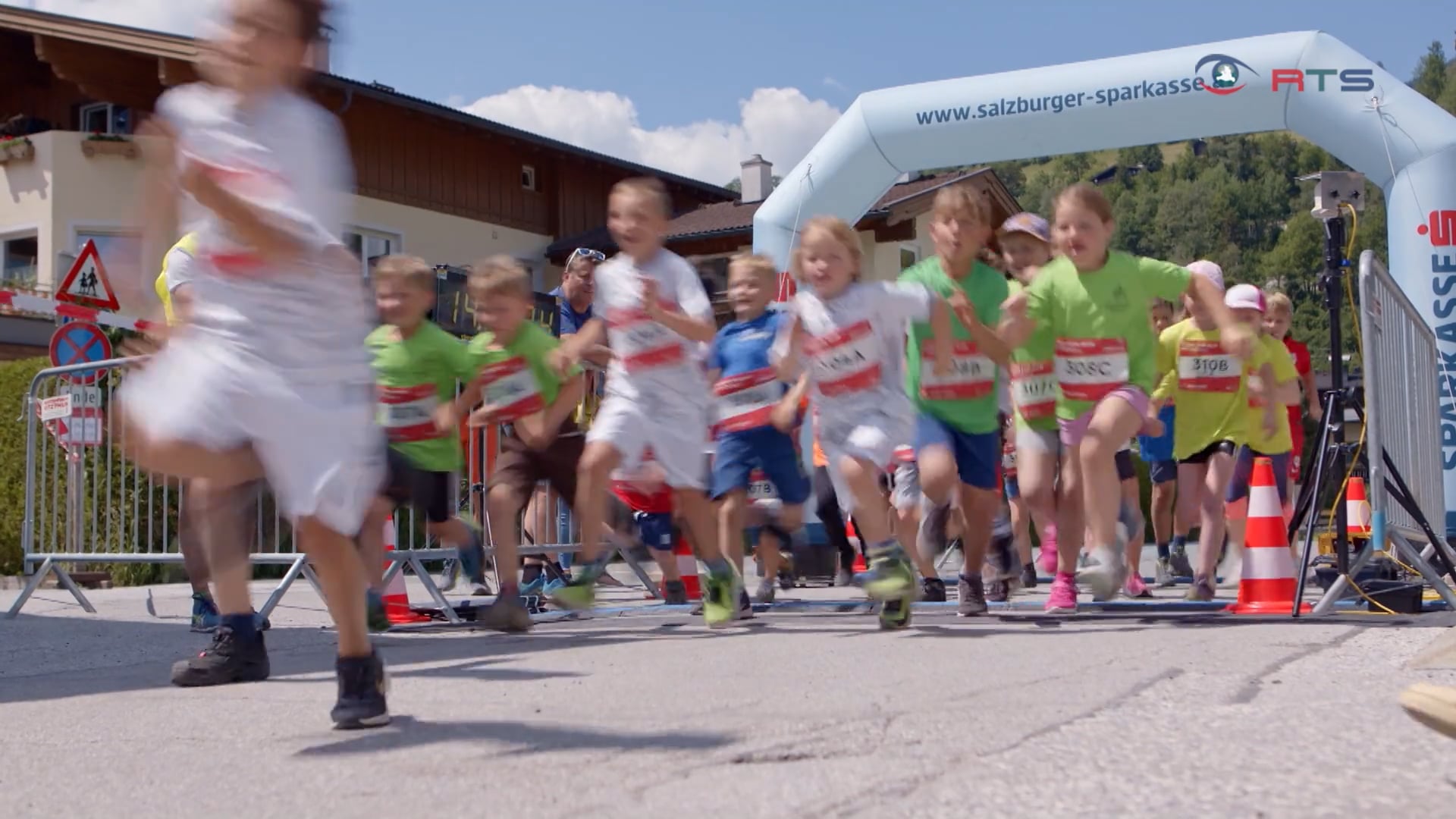 pinzga-kost-und-fun-run-im-stadtzentrum-von-mittersill