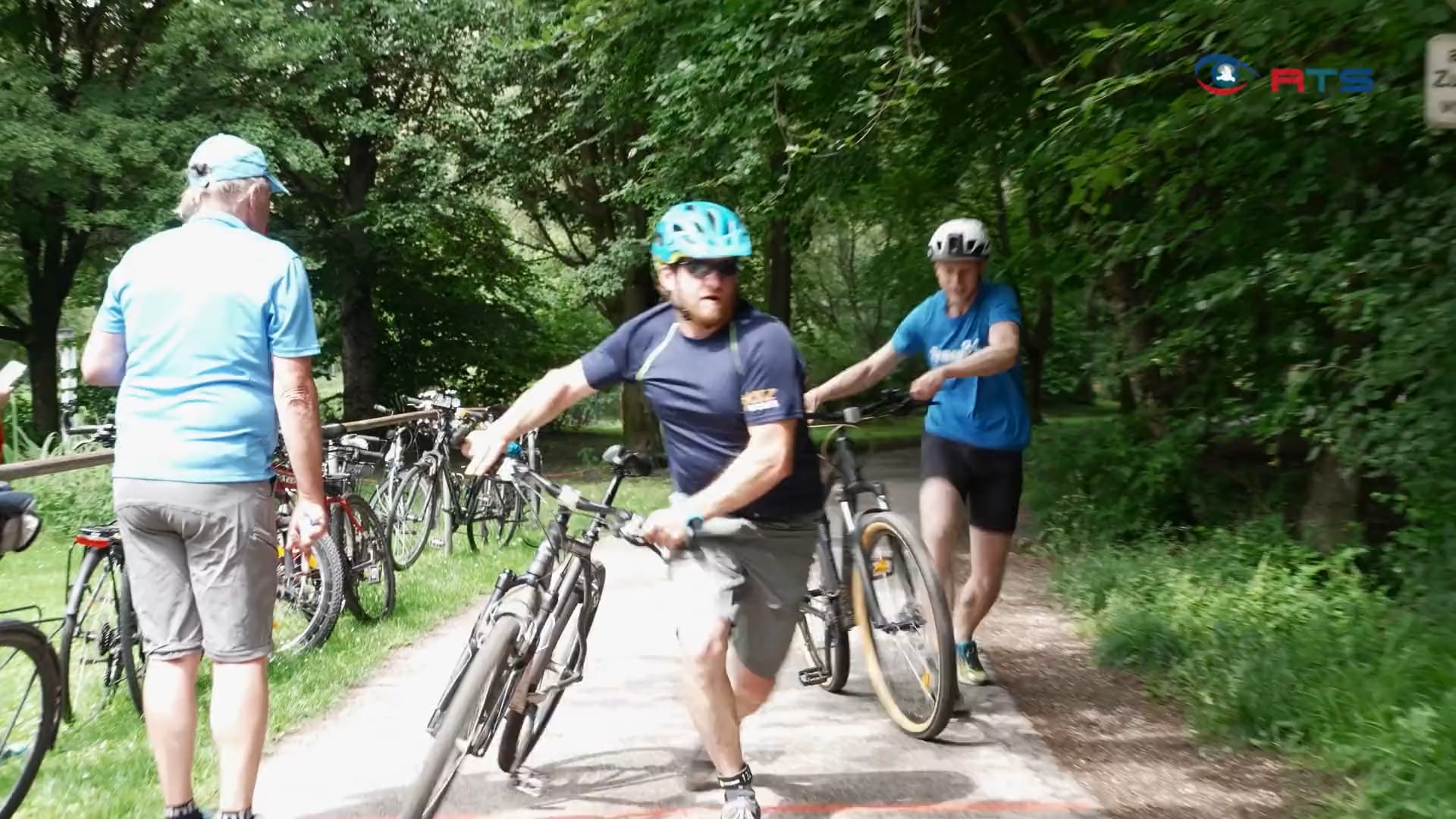 ueber-400-starter-beim-salzburger-firmen-triathlon