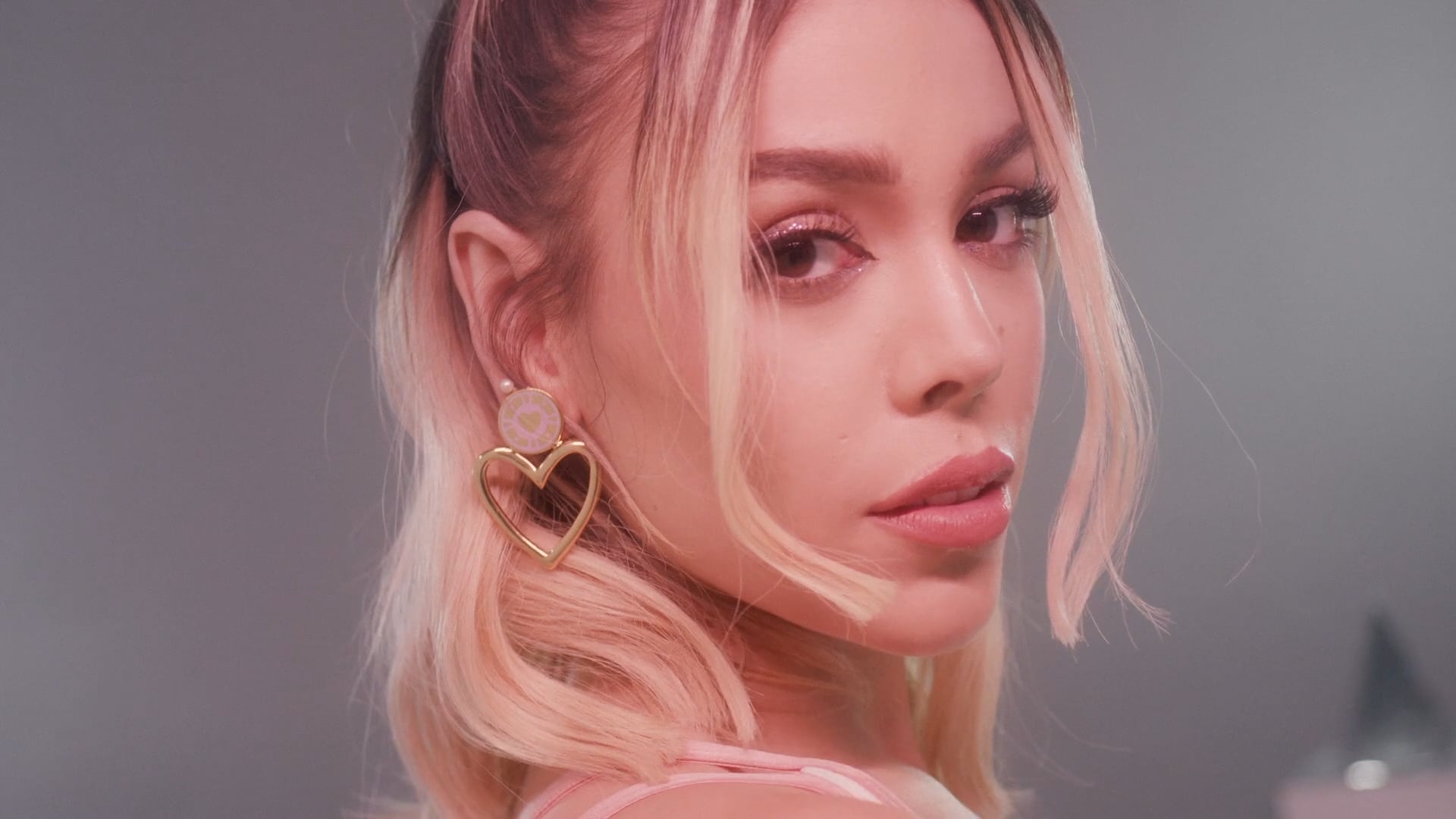 PUMA x Danna Paola  ⎸Mayze Glow