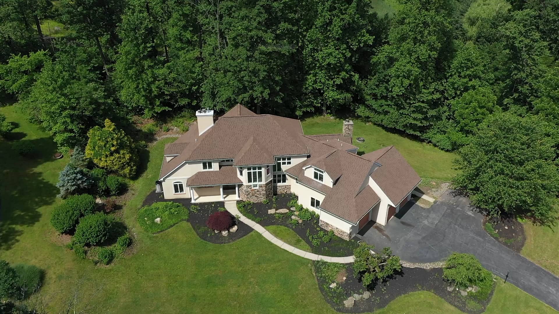 5290 Northwood Dr Center Valley PA on Vimeo