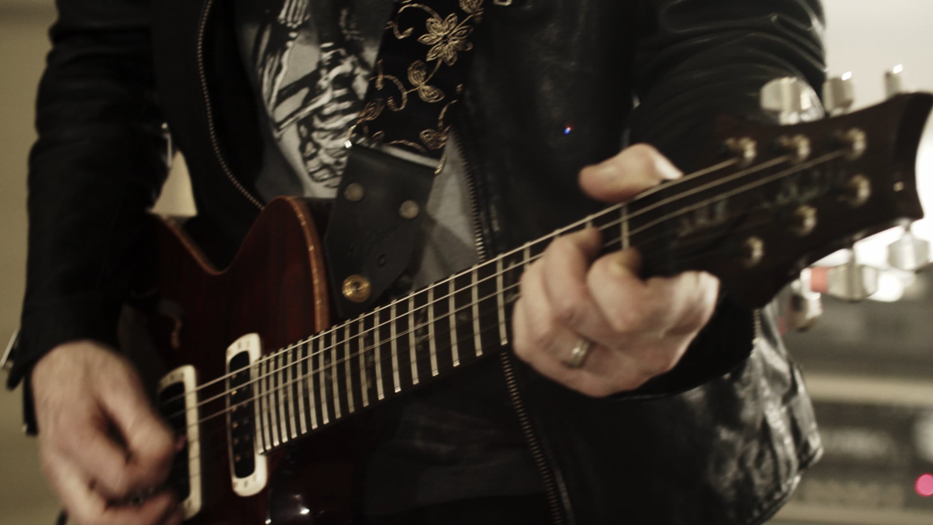 Simon McBride - 'Just Takes Time' - In Concert, With No Audience