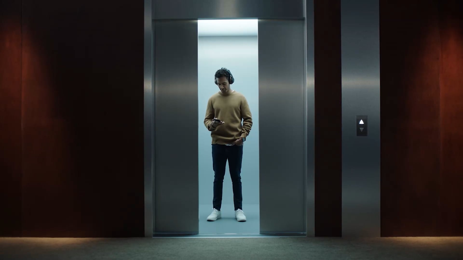 LiSTNR Fifi, Fev & Nick / Howie