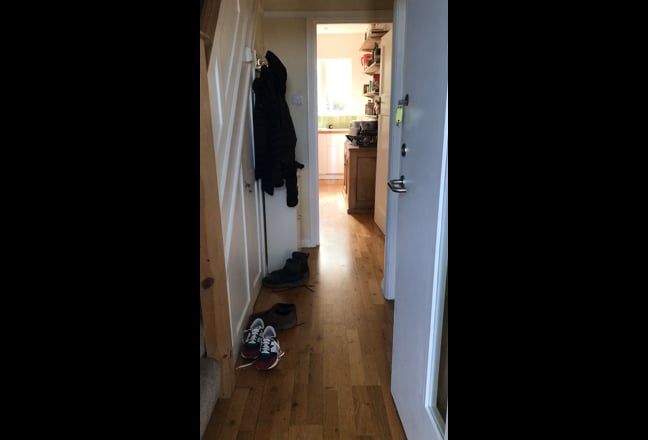 Sunny room. Large room nr Forest Hill overground Main Photo