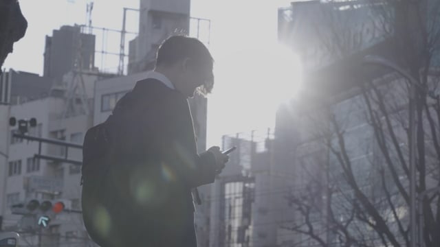 朝のニュースチェックはビジネスマンのたしなみ