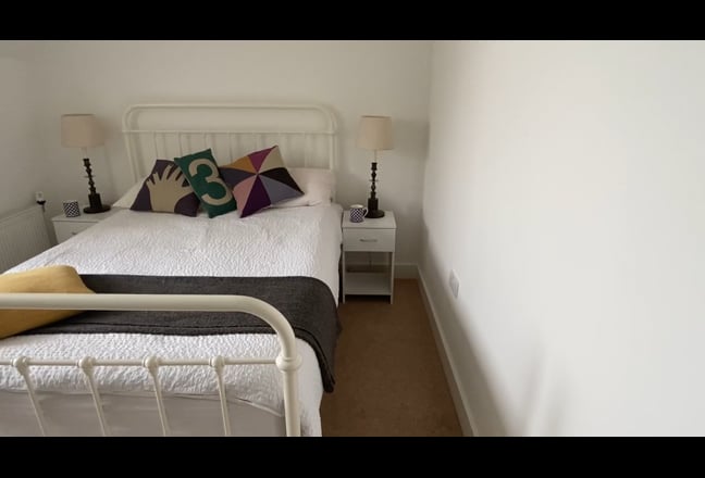 Double room in central Tunbridge Wells Main Photo