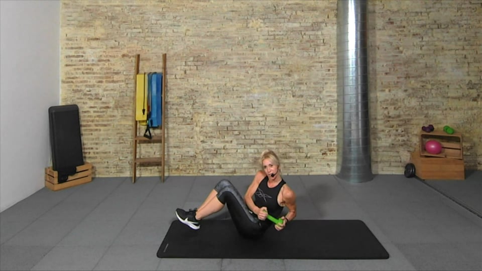 Abdominales core con mancuernas