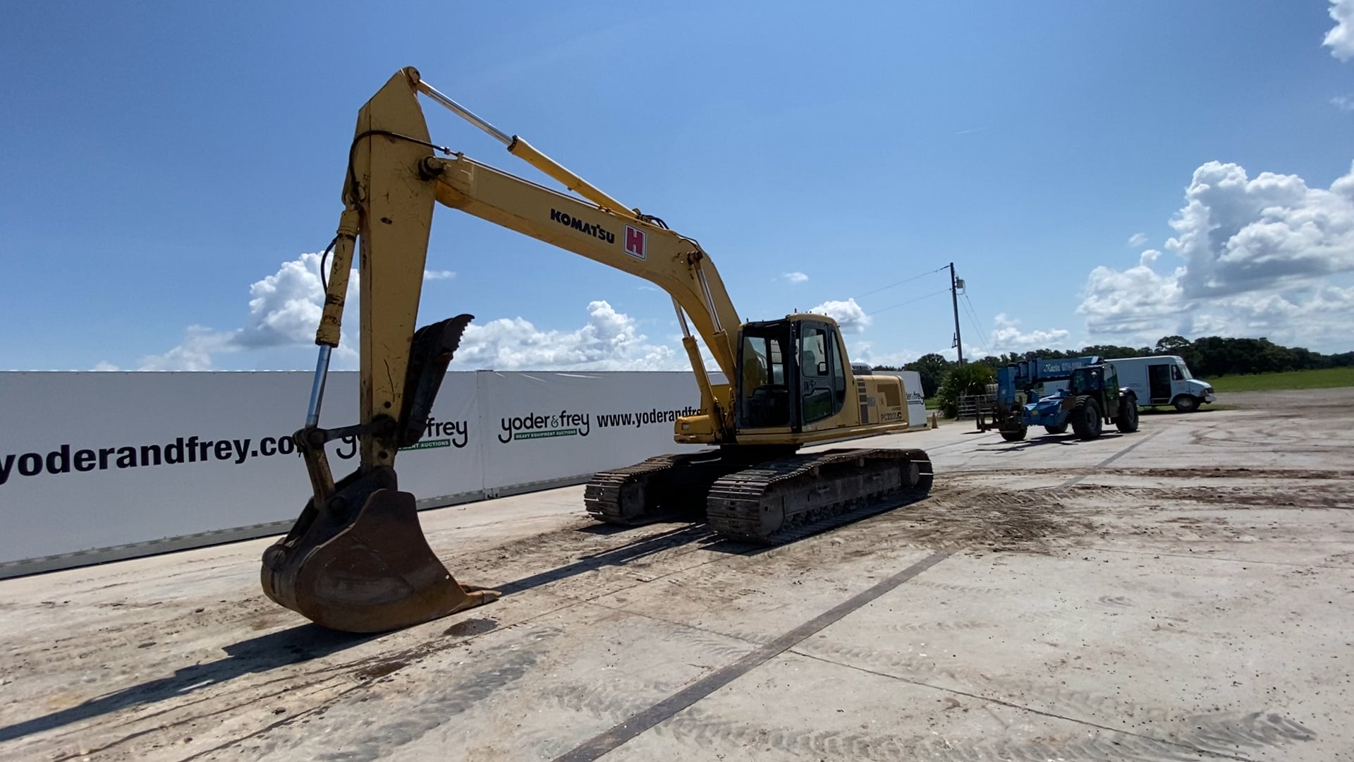 Yoder & Frey Komatsu PC220LC6LE Hydraulic Excavator Y&F Florida