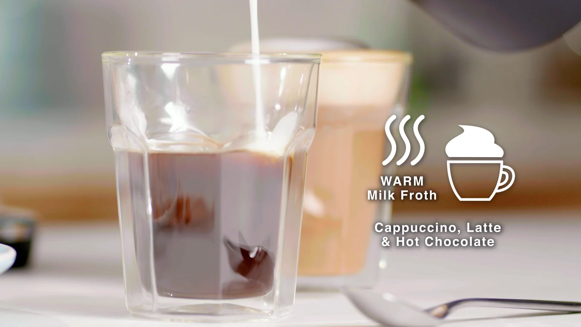 264651 Cuisinart Milk Frother on Vimeo