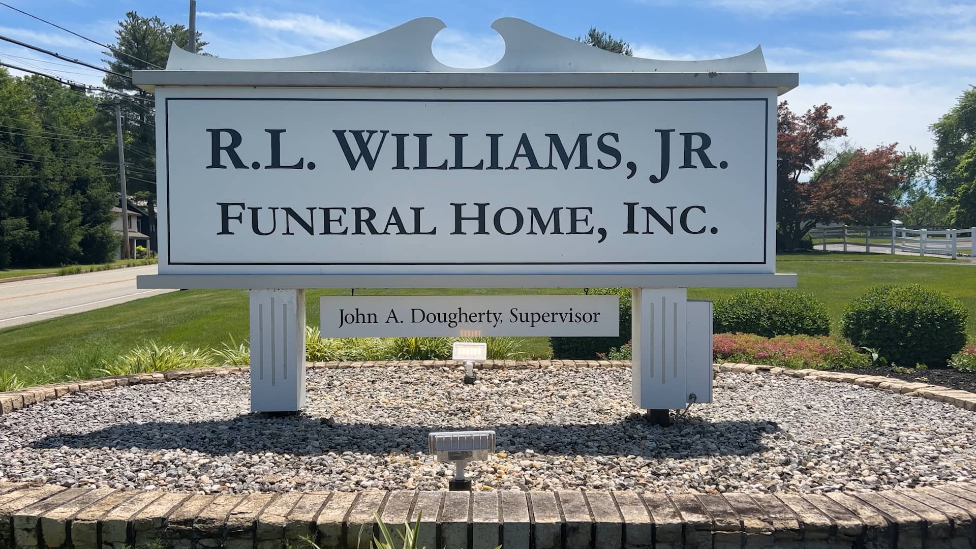 R.L. Williams Jr. Funeral Home Skippack on Vimeo