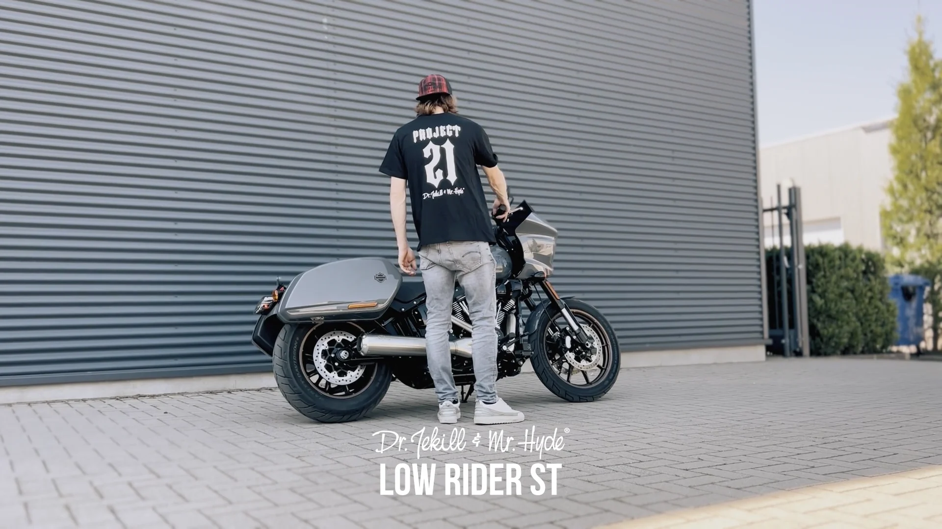 Twenty-One Exhaust for Low Rider S/ST