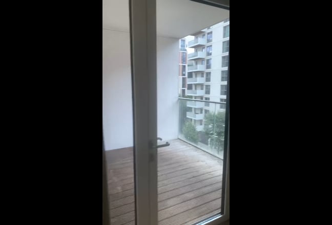 Beautiful & spacious double room in East Village! Main Photo