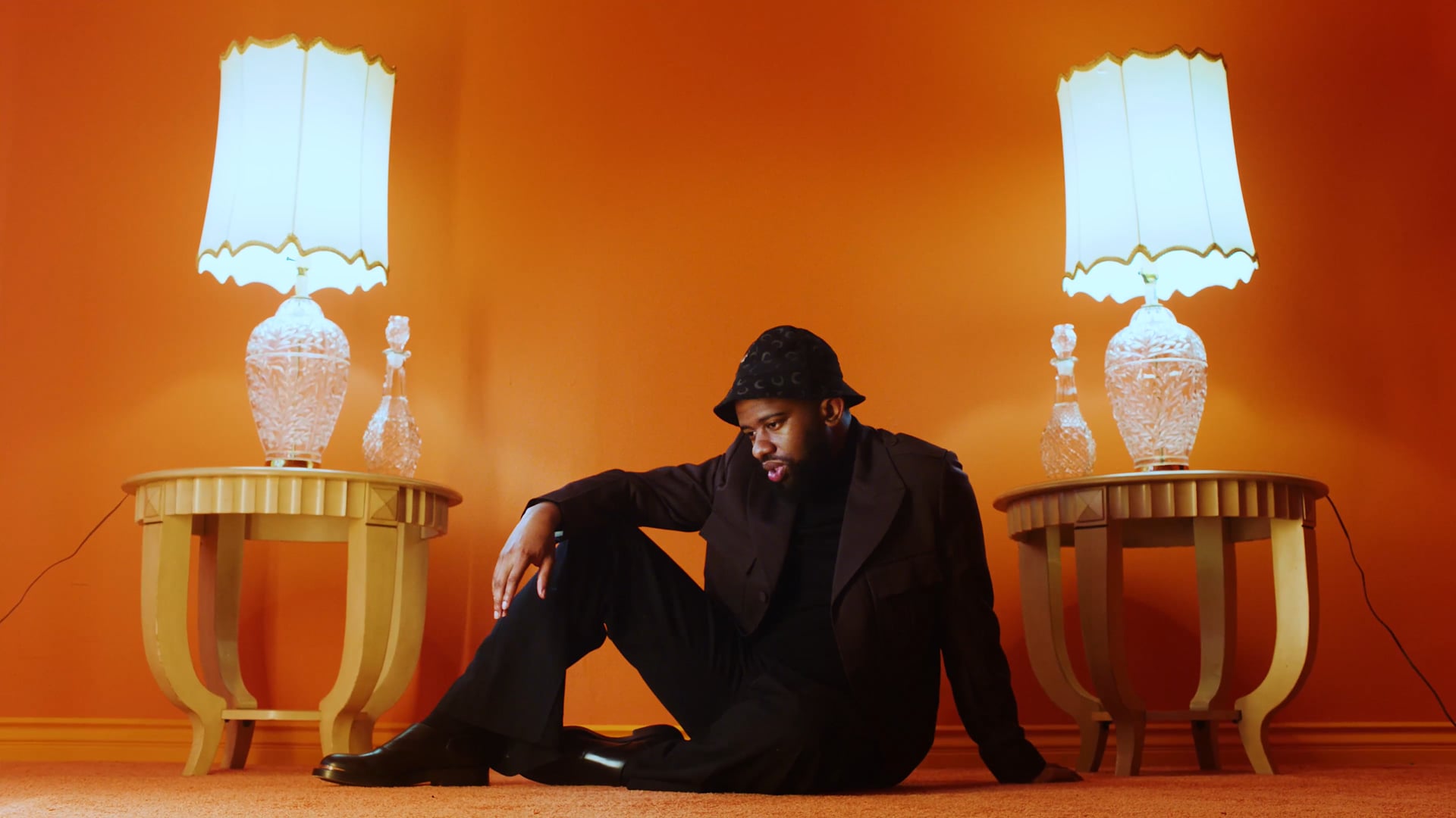 Marcus Yates - "Don't Date N' Artist" (Music Video)