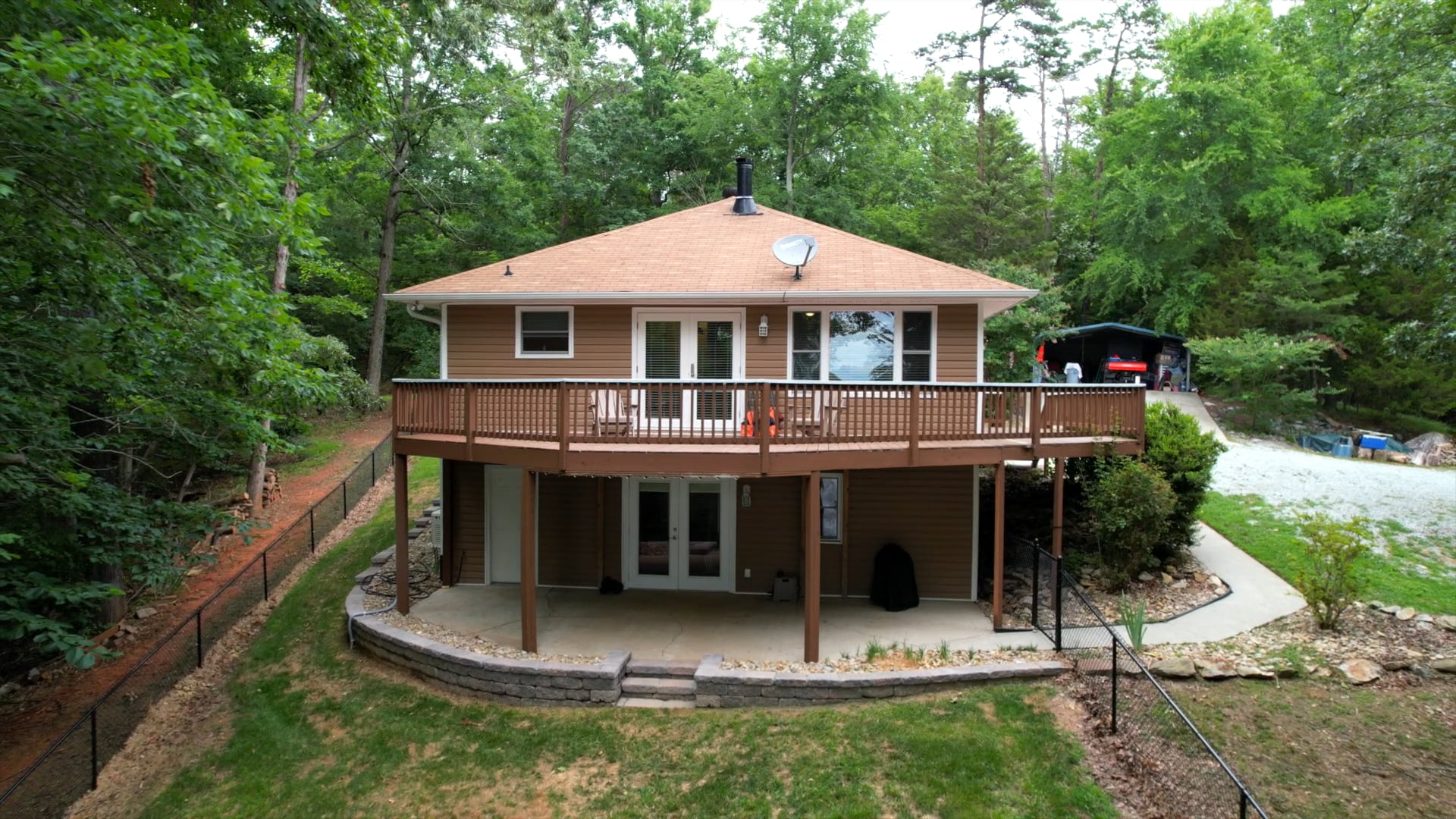 600 Fox Lair Trail.mp4 on Vimeo