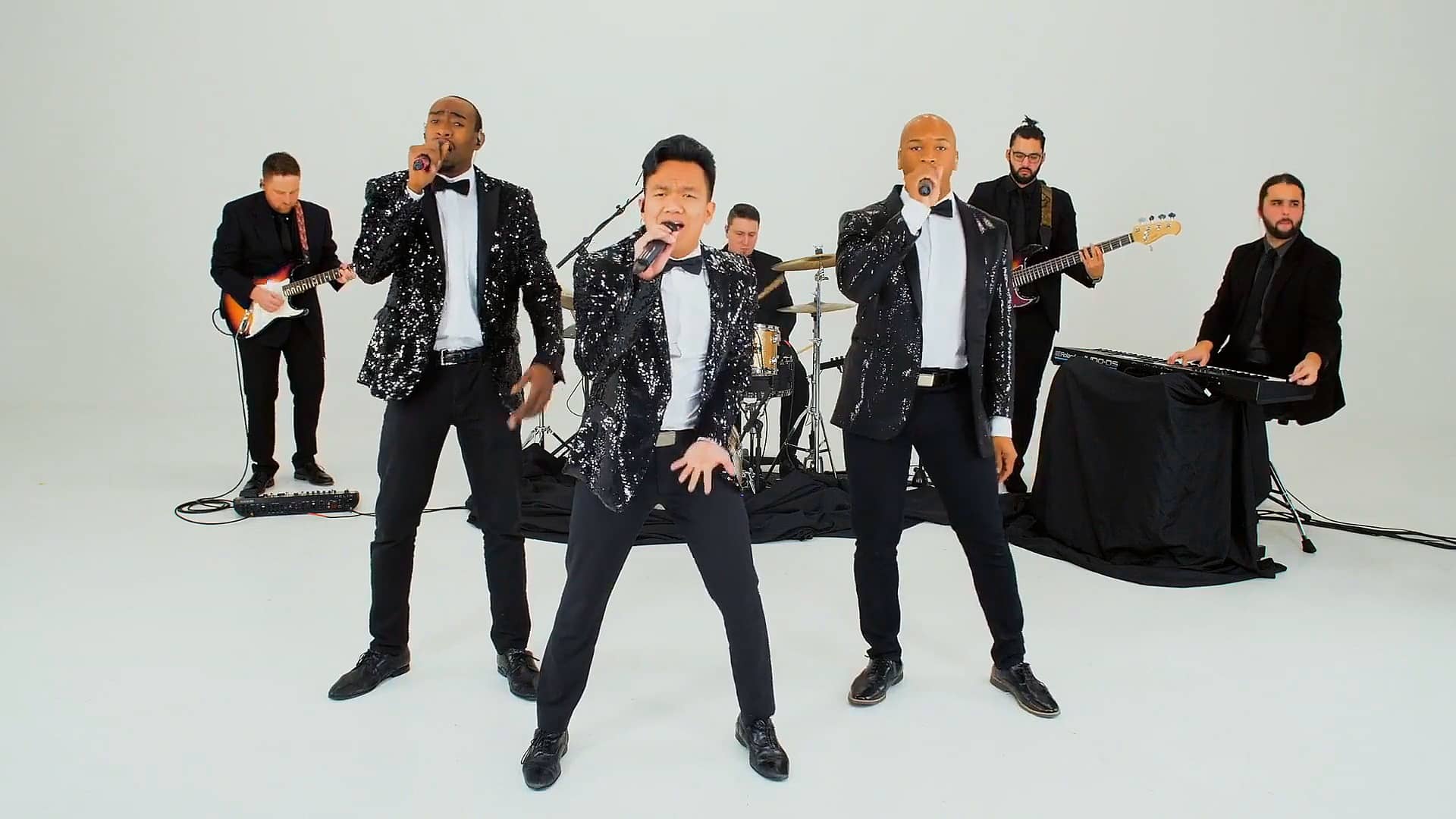 Everybody PDA Band on Vimeo