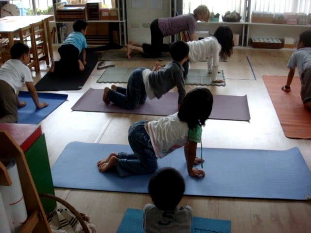 YOGA FOR KIDS!!!