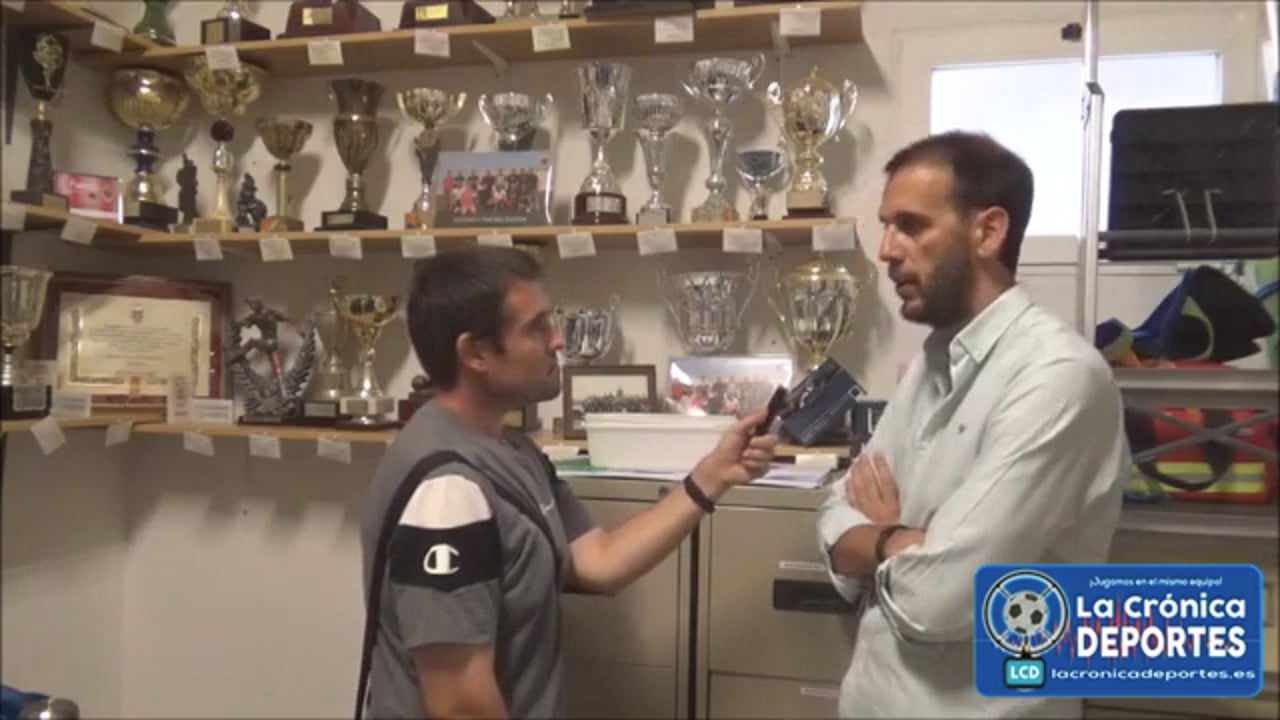 IVÁN BALLESTERO (Entrenador Fuentes) Vuelta Final del PlayOff de Ascenso a Tercera. CD Fuentes 1-2 CD La Almunia  Fuente: YouTube Raúl Futbolero