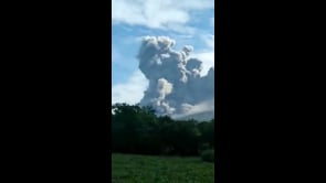 Vulcano San Cristobal: esplosioni e colonna di cenere