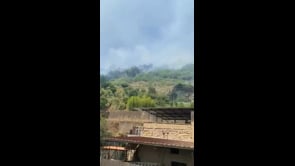 Vasto incendio divora il Monte Barbaro, in Campania