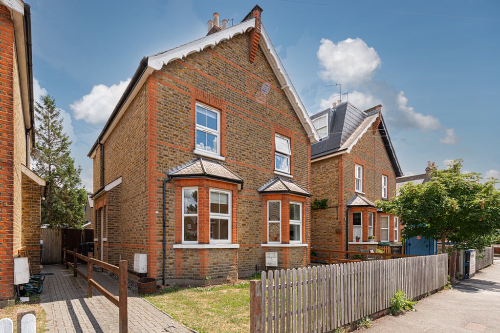 Egmont Road, Surbiton The Personal Agent on Vimeo