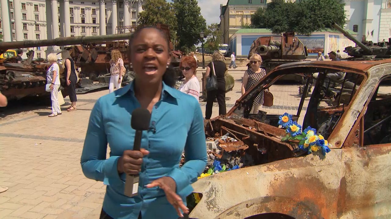 War in Ukraine: Kyiv's destroyed Russian tank exhibition (29 June 2022)