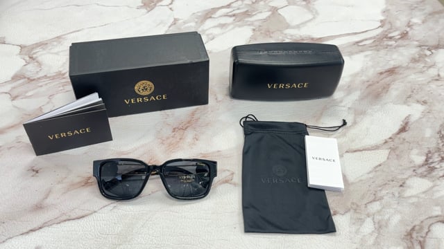Versace Sunglasses Men display picture 2
