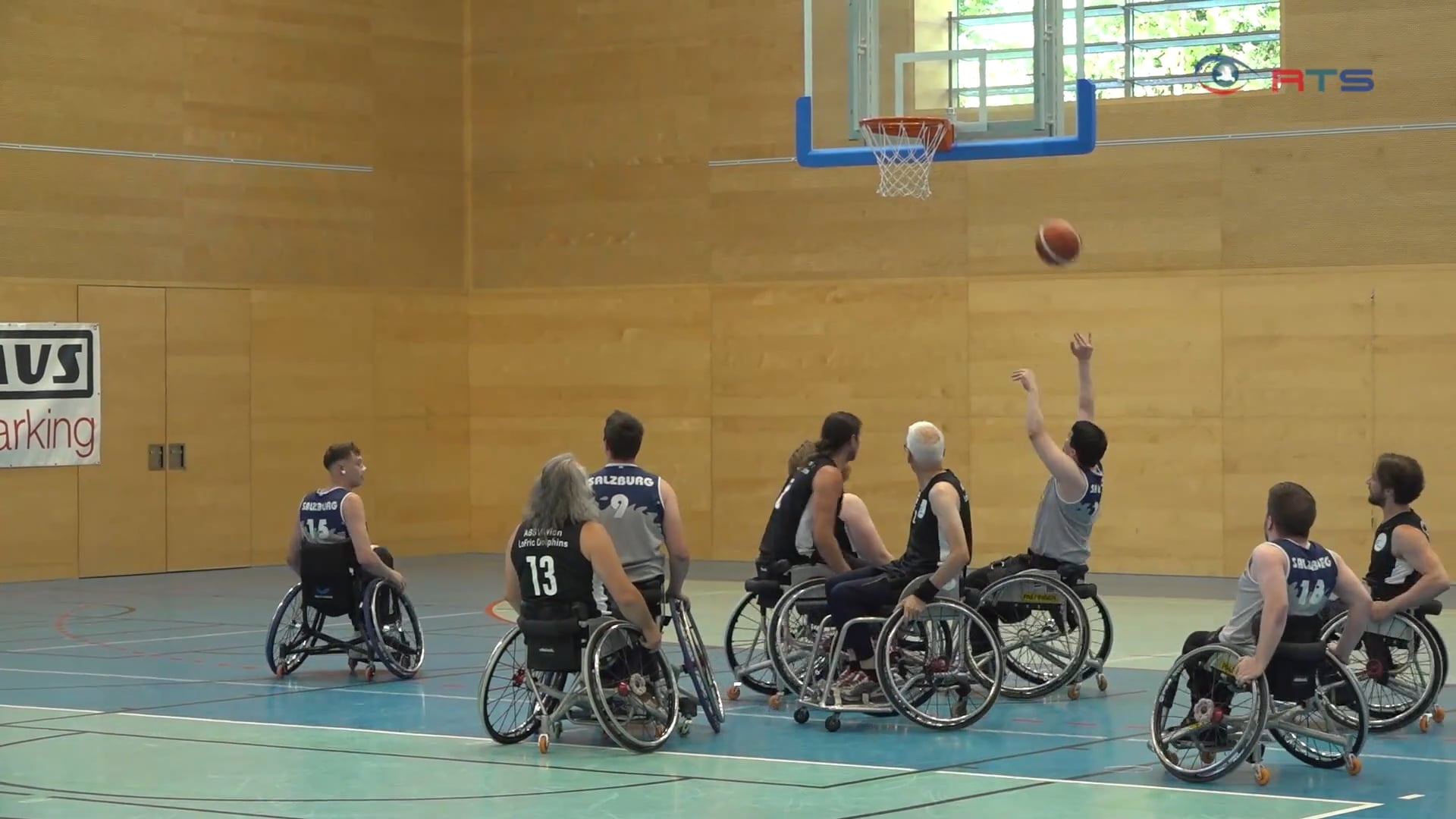 vier-mannschaften-kaempfen-bei-rollstuhlbasektballturnier-um-salzburger-stier