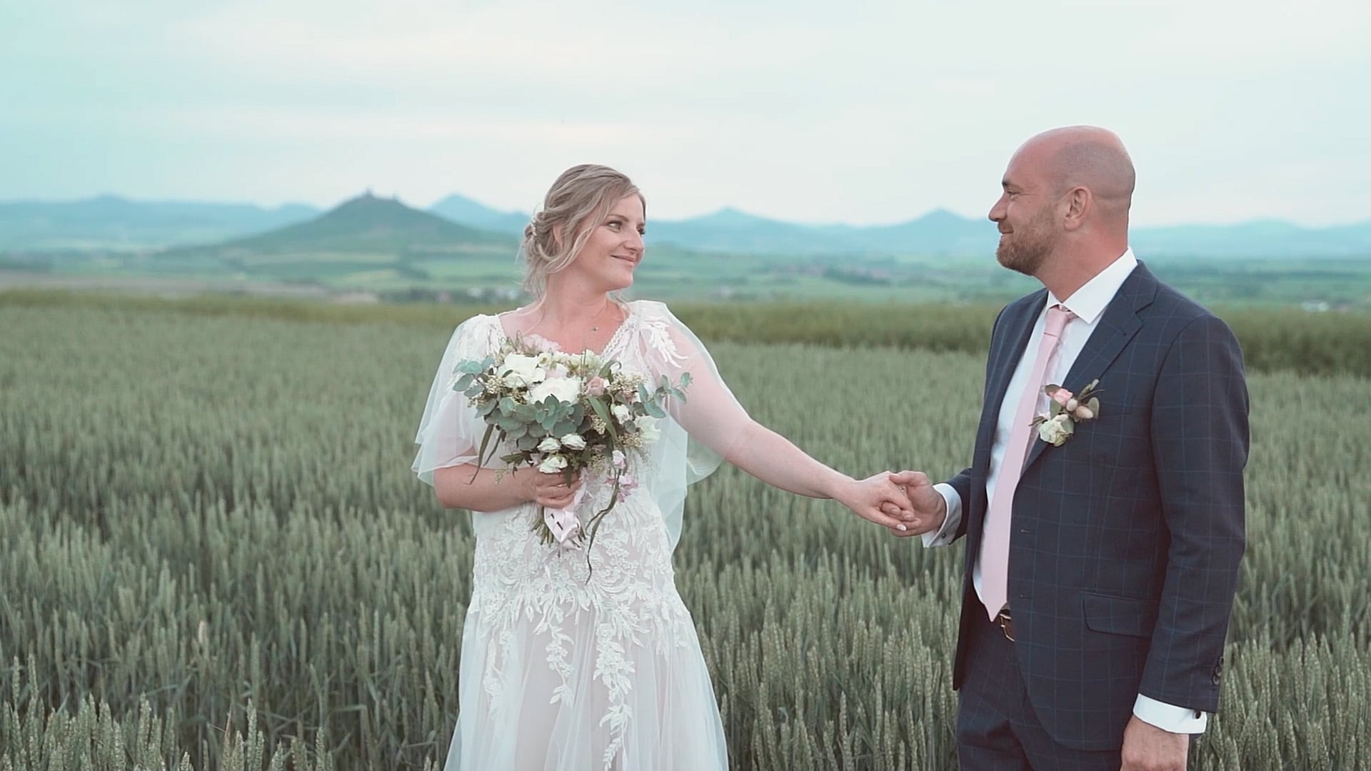 Svatební video: Evča a Honza / Dvůr Perlová voda