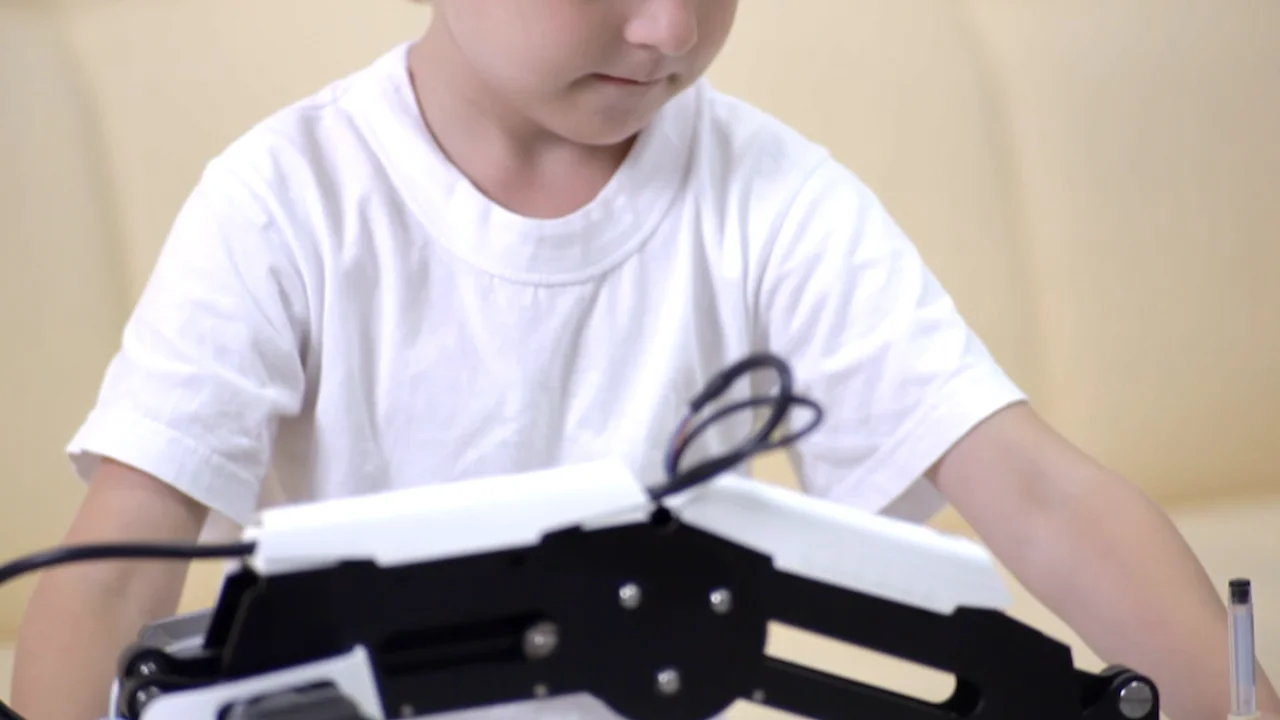 DOBOT Magician | An all-in-one STEAM Education Platform