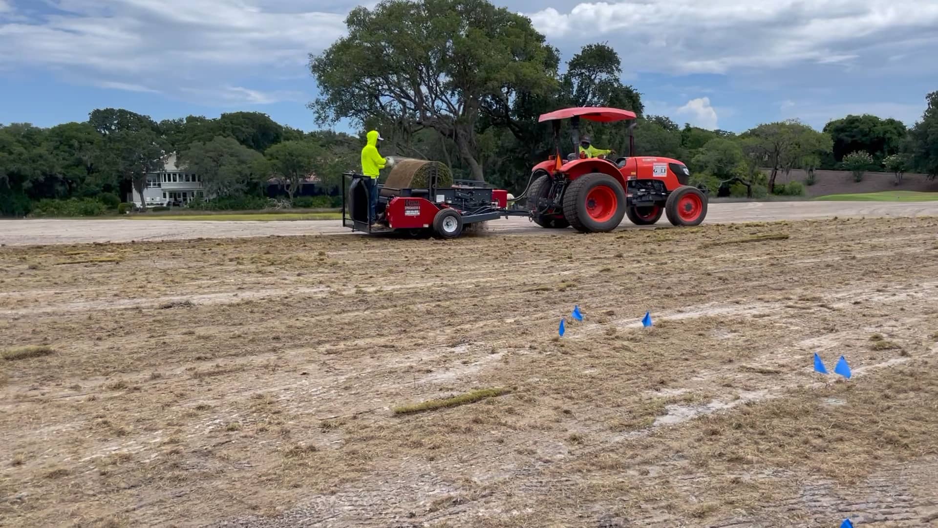 12 Fairway Sprigging on Vimeo