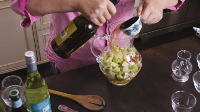 How to Make a Fruit Ice Mold Wine Chiller for Summer