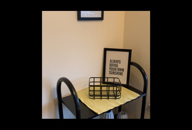 Fantastic house sharing - parking, good location Main Photo