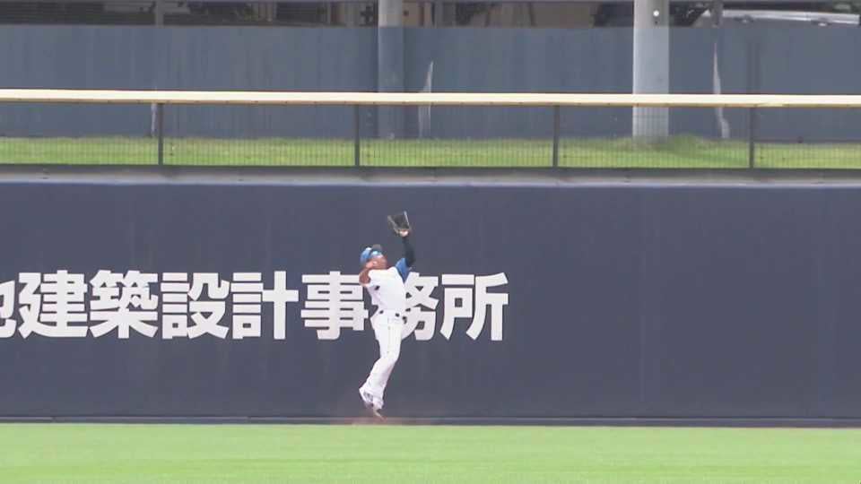 【ファーム】ファイターズ・樋口龍之介がいきなりのファインプレー!! 2022年7月3日 北海道日本ハムファイターズ 対 福岡ソフトバンクホークス