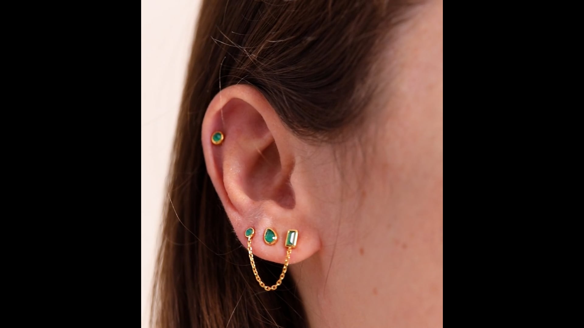 Mini Gem Single Chain Stud Earring in 18ct Gold Vermeil On Mini Gem Single Chain Stud Earring in 18ct Gold Vermeil On