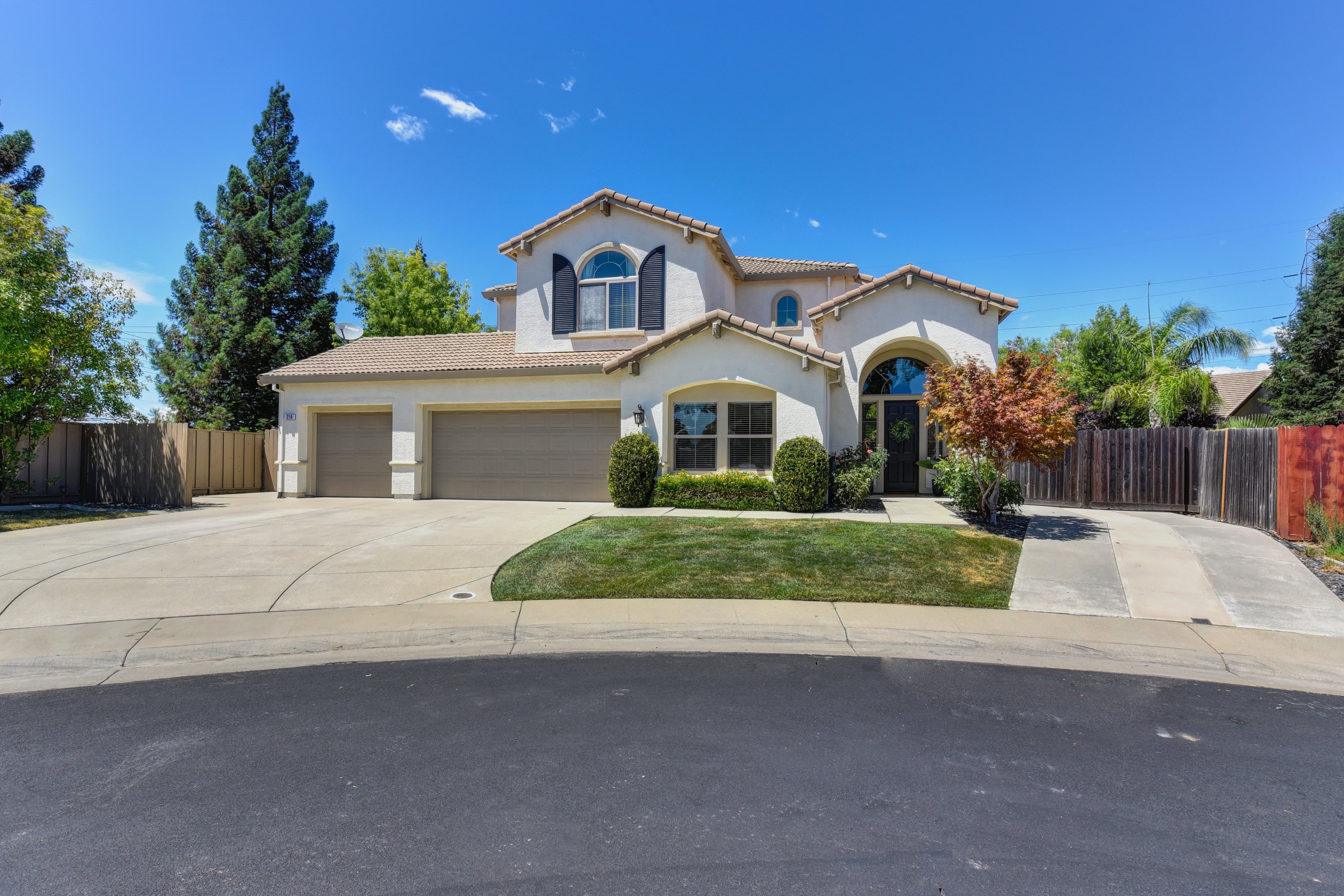 216 Eucalyptus Ct Roseville , CA 95747.mp4 on Vimeo