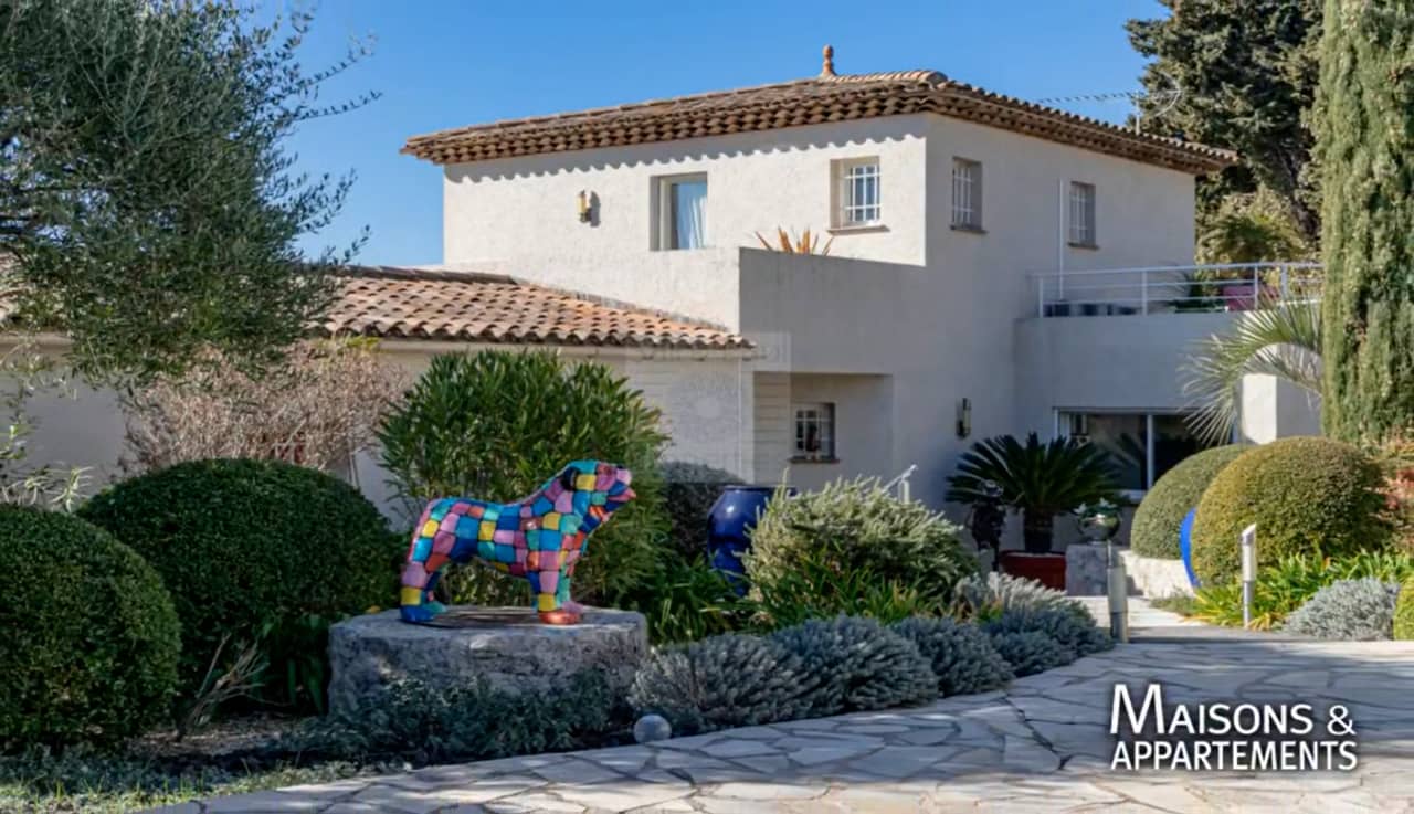 SAINTPAULDEVENCE MAISON A VENDRE 1 590 000 € 200 m² 7 pièce