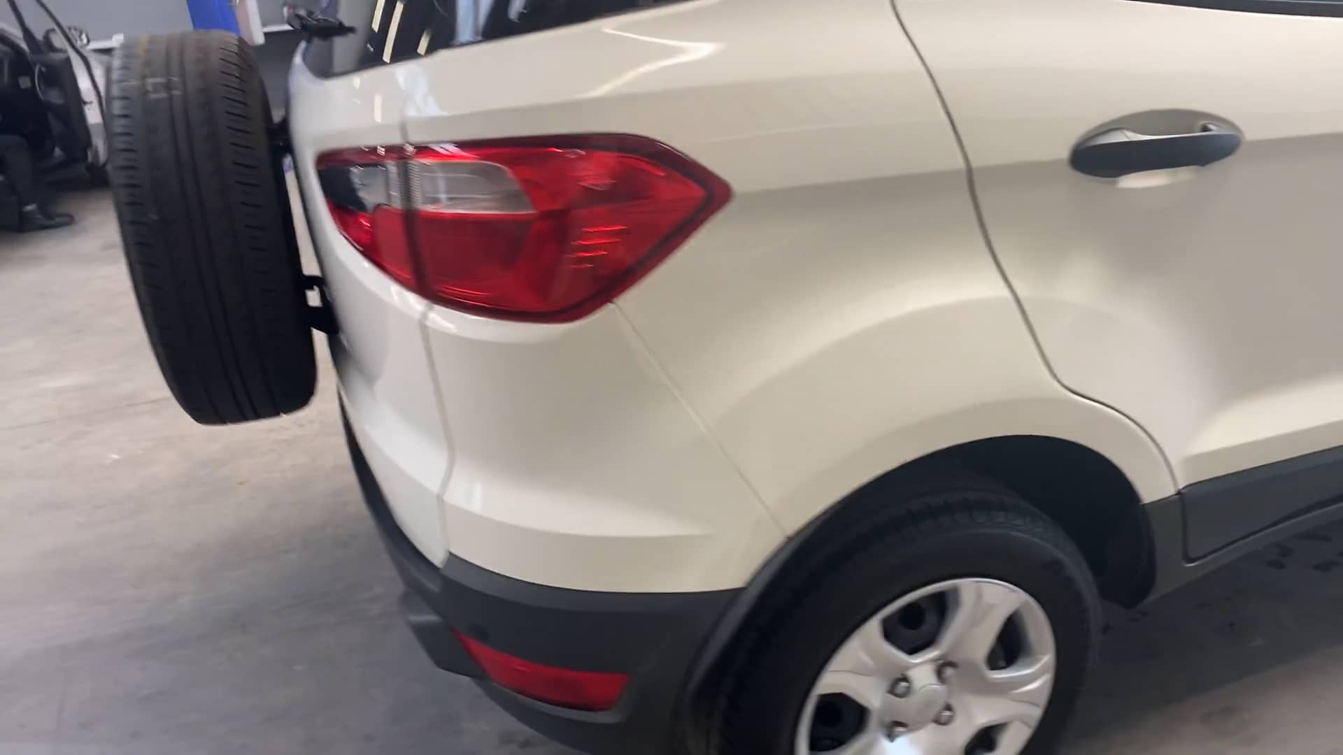 2017 Ford Ecosport 1.5tivct Ambiente on Vimeo