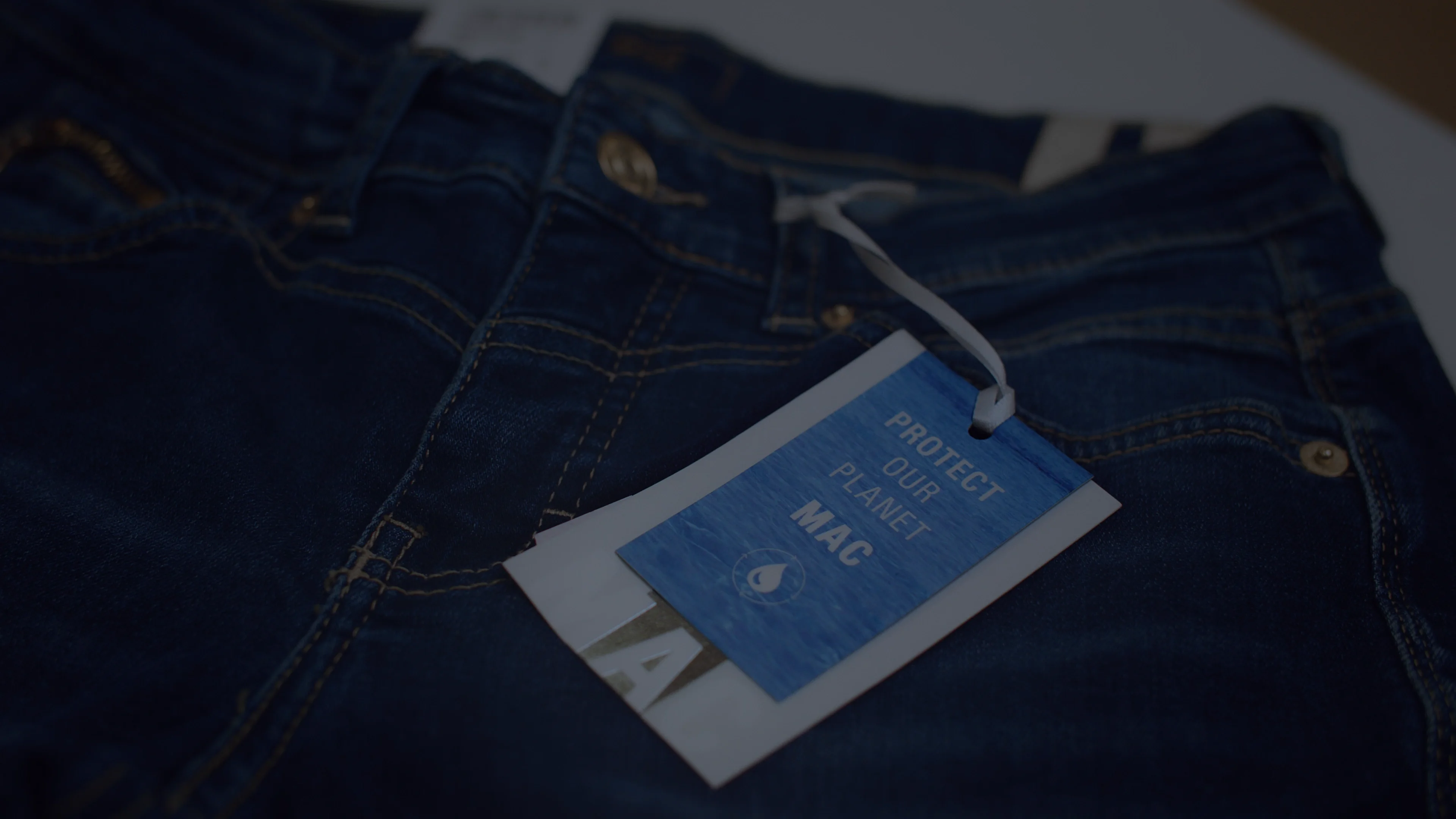 MAC Outlet on Vimeo