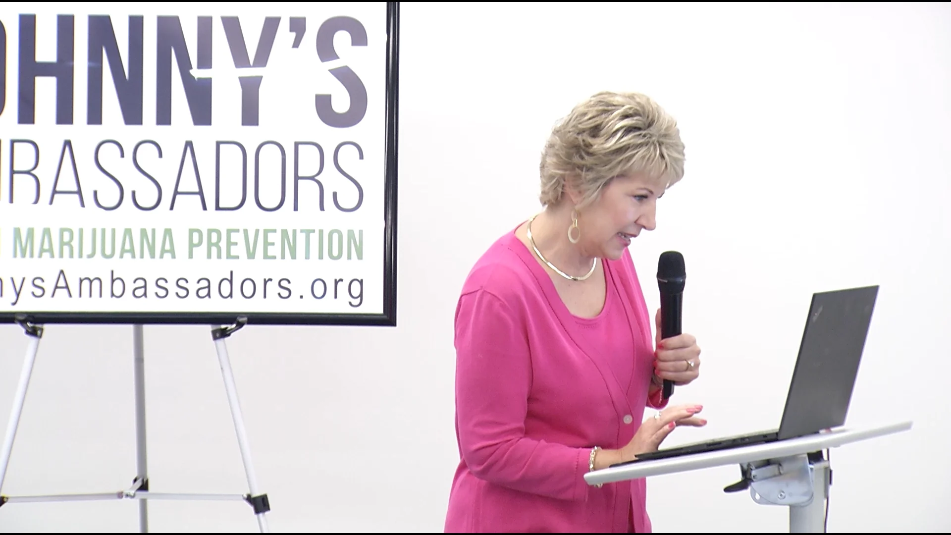 JA 220706_Laura Stack - Close and Call To Action on Vimeo