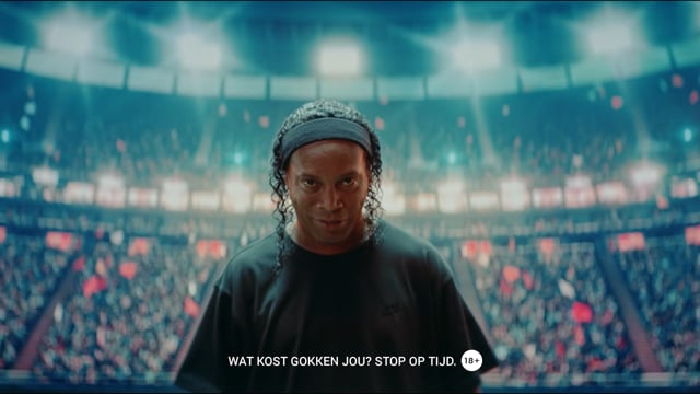 CIRCUS - Time To Play / Ronaldinho