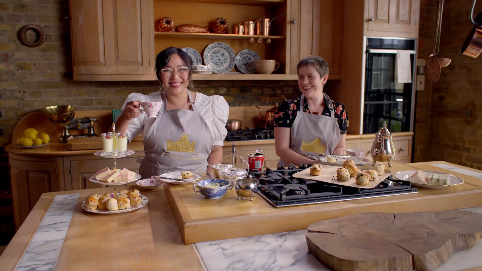 Downton Kitchen – Ep. 5 “Oysters Au Gratin”
