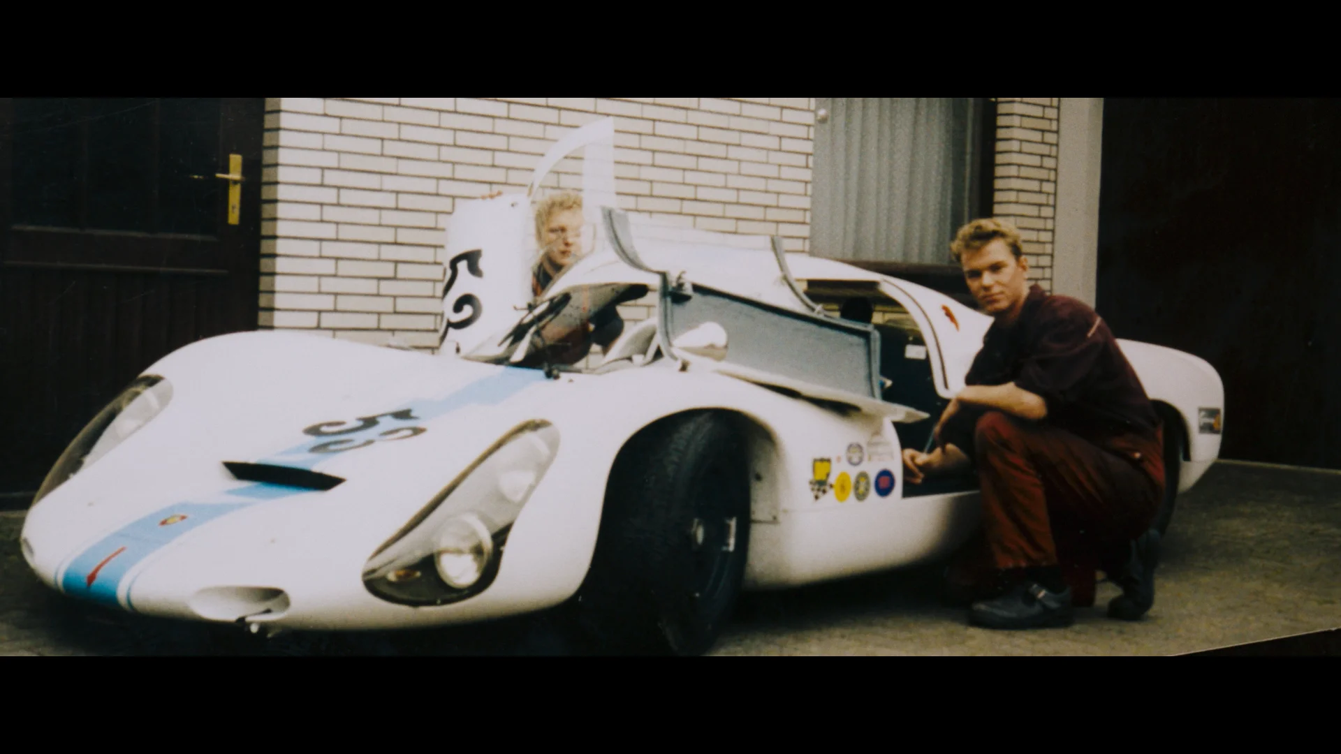 FILM & MOTION DESIGN 911 BachelorAbschlussfilm on Vimeo