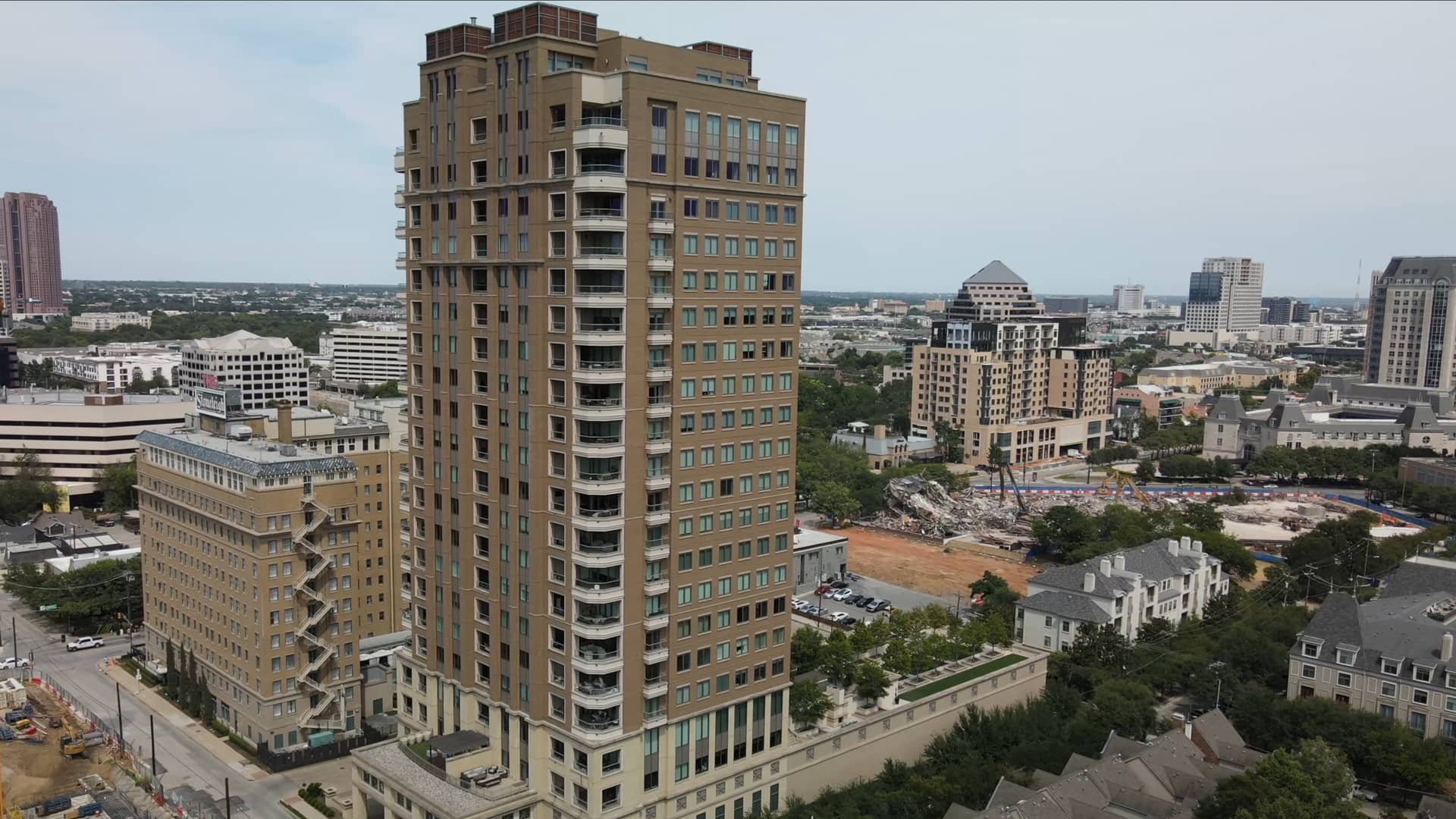 2300 WOLF STREET 12C VIDEO copy on Vimeo