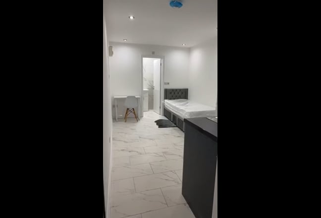 Video 1: 