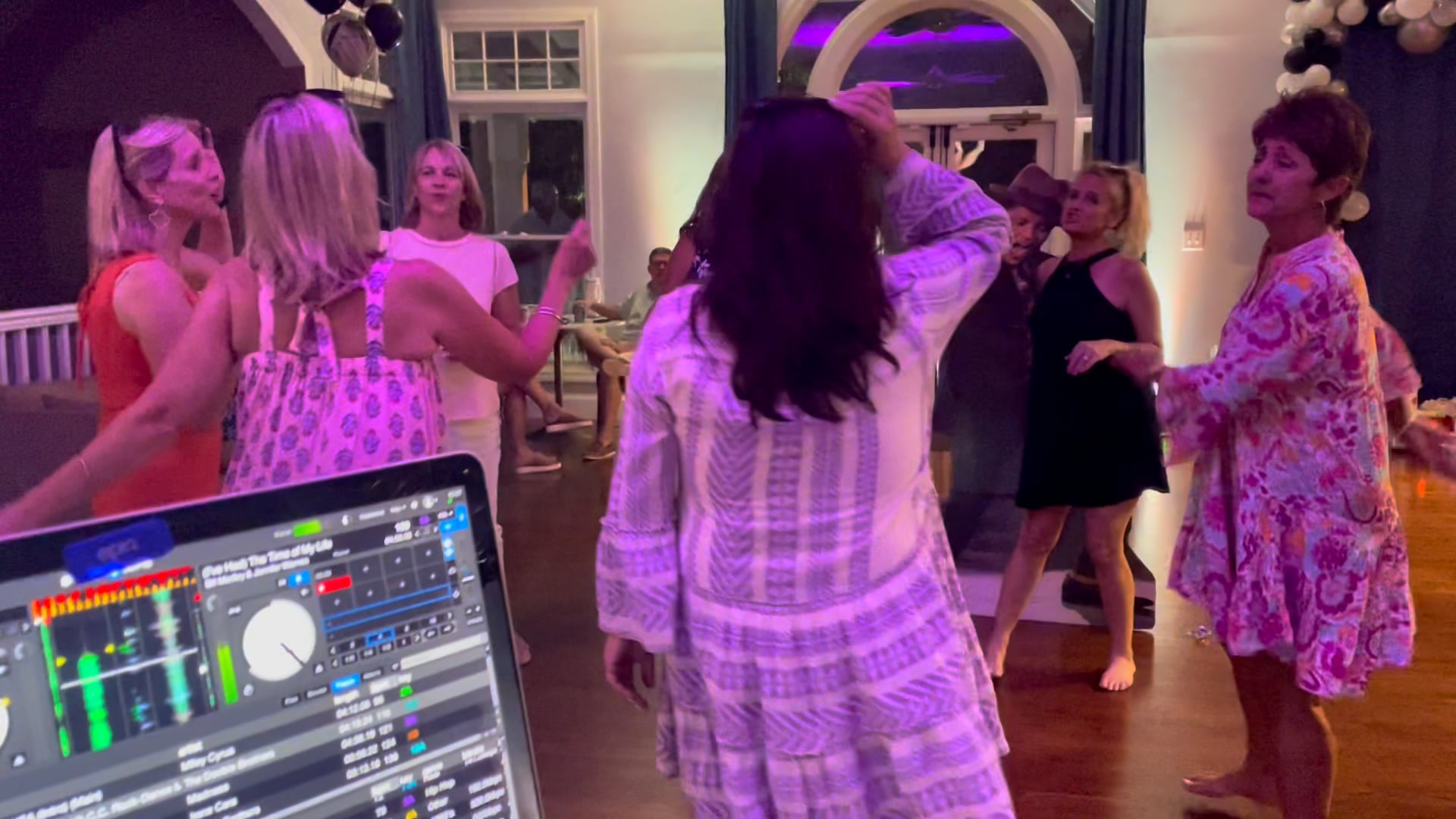 Promotional video thumbnail 1 for Derrick Utsey