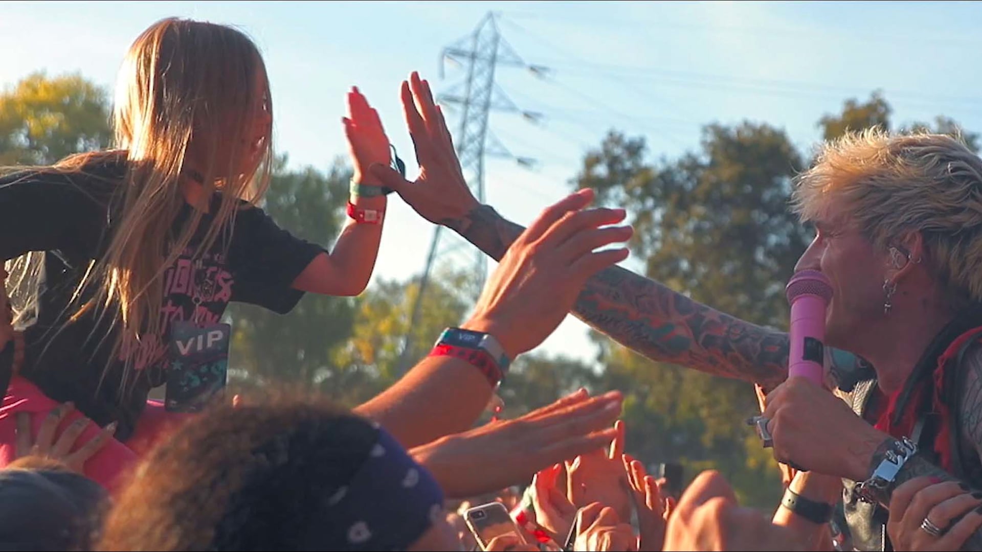 Machine Gun Kelly’s Life in Pink – TV30 “No Other”